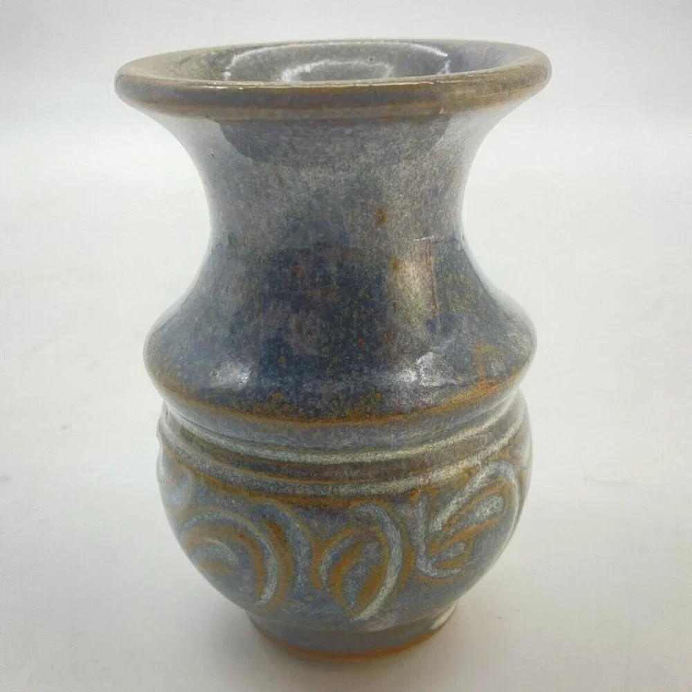 VTG Signed Studio Art Pottery Vase Blue Brown Speckled Glaze Stoneware 4.5